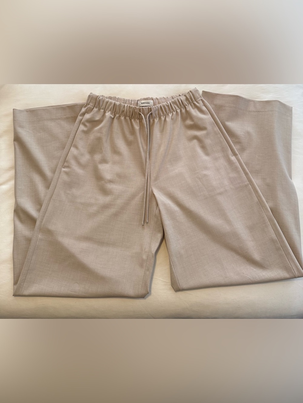 Aritzia Wide Leg Drawstring Pants in Light Cream - Picture 4 of 8